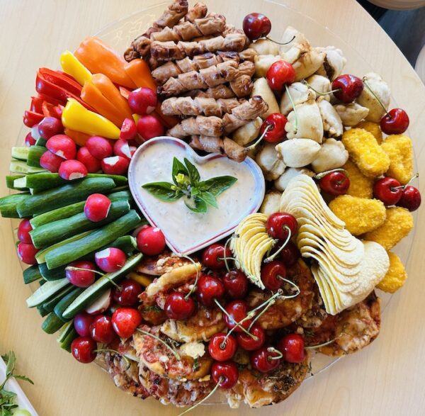 18.07. toidupildid63 Snäkivaagen mix (hind 1 inimese kohta) - NB! Minimaalne tellimus 5-le inimesele!