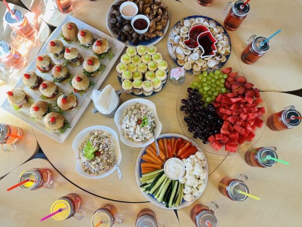 Köögiviljavaagen dipikastmega - kilohind!